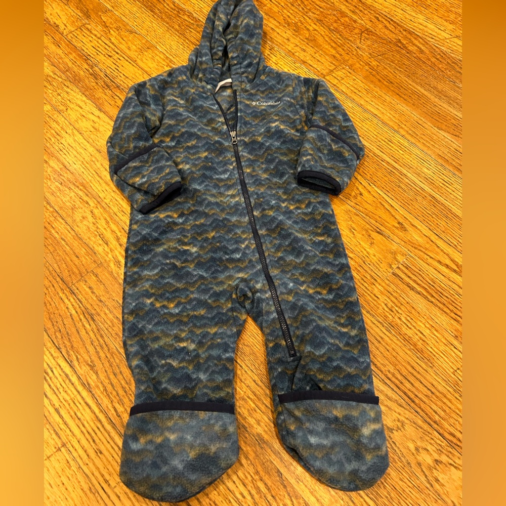 Columbia baby bunting suit 12-18 month